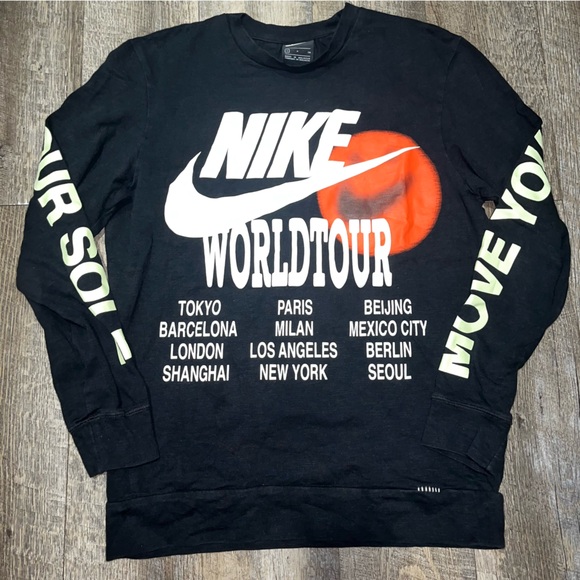 Nike Shirt Medium Black World Tour Glow In The Dark‎ Pullover Long Sleeve Small - Picture 1 of 9